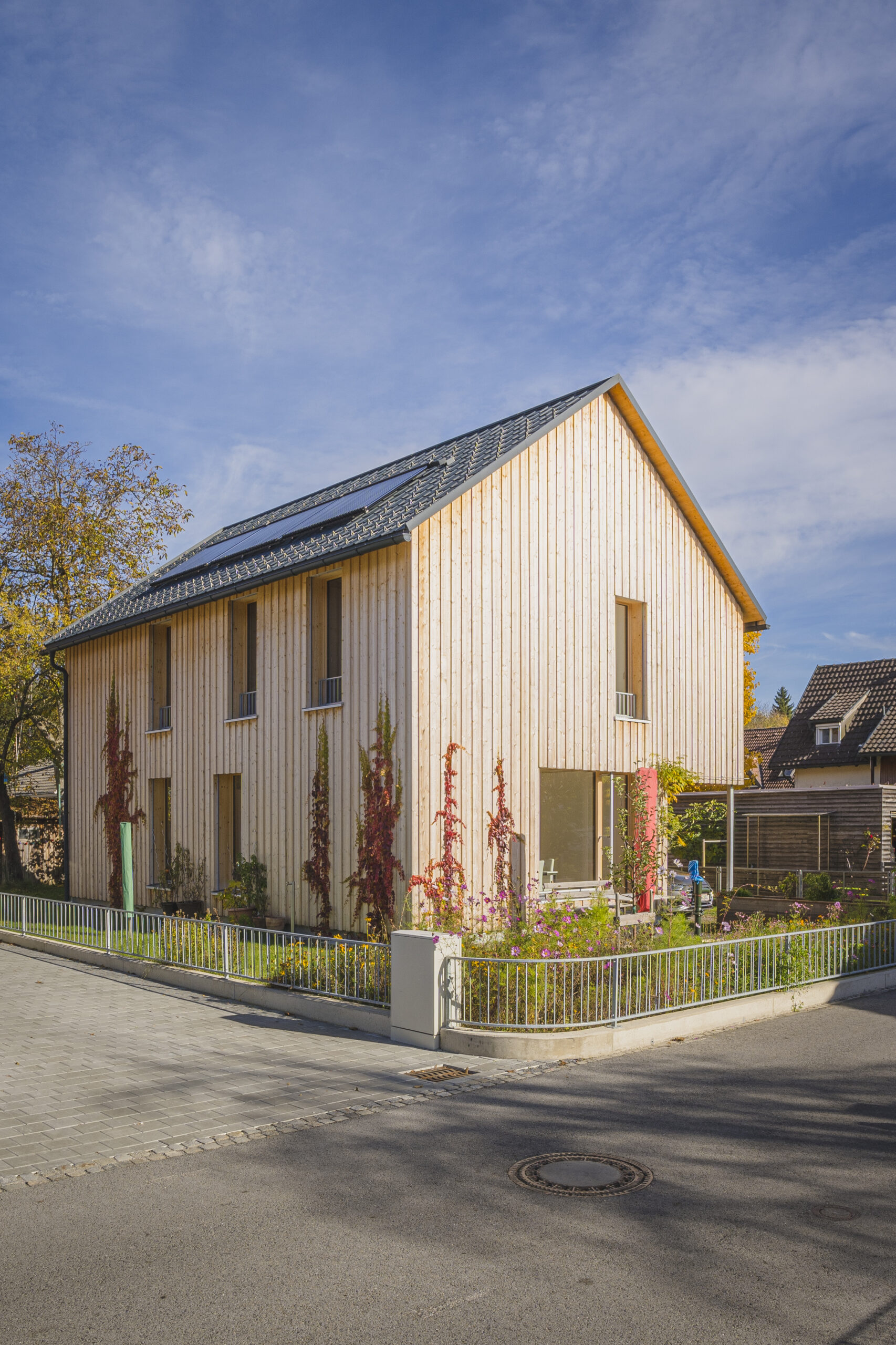 Haus in der Stoppel